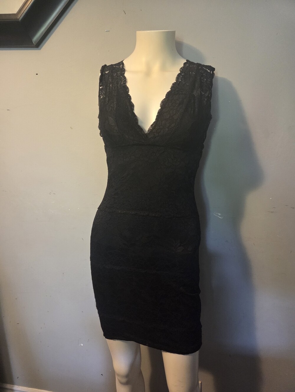 Black Guess Lace V-Neck Bodycon Slip Dress - Size S